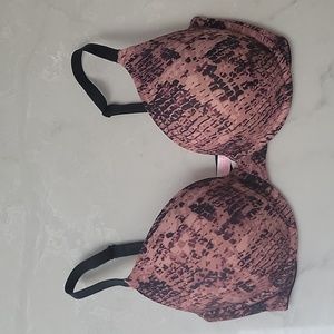 Victoria's Secret Pink Push Up Bra 34DD